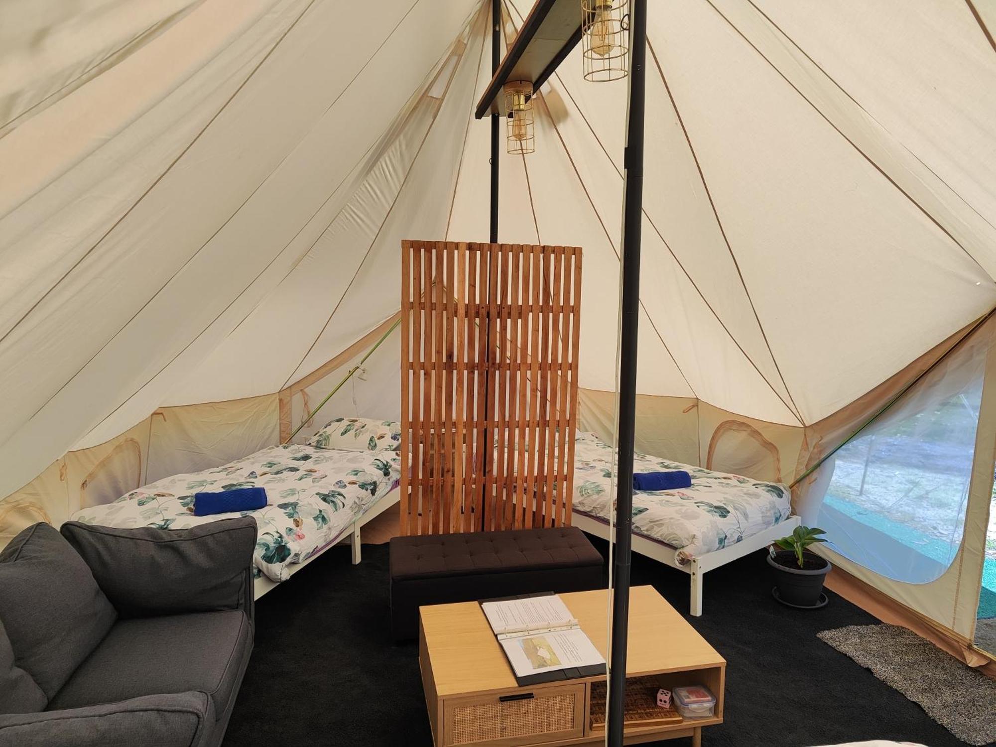 Glamping At Zeehan Bush Camp Kültér fotó